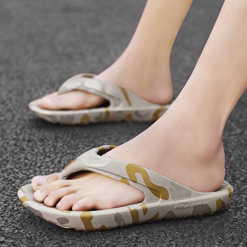 2024 Flip-flops For Menn Trendy Hjemmetøfler For Baderom Lett Pustende Strandsandaler Tøfler For Kvinner
