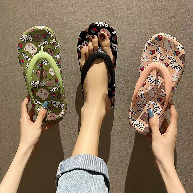 2024 Sommer Nye Kvinner Flip Flops Hjemmetøfler Flate Uformelle Tegneserie Sandaler Tøfler Sko