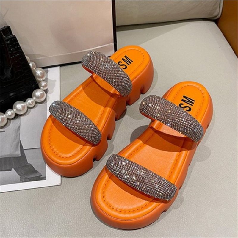 2024 Sommer Nye Kvinners Sandaler Og Tøfler Sko En-formet Rhinestone Grønn Plattform Bunn Damesandaler Og