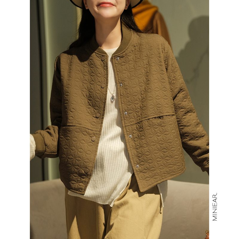 Kvinners Rutete Polstret Jakke Med Rund Hals Oversized Cropped Topp