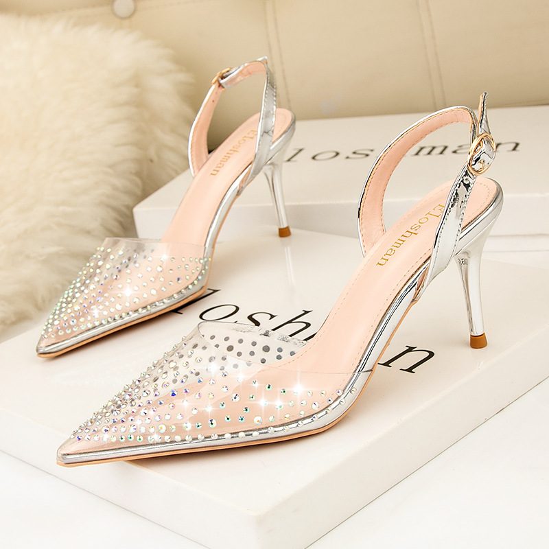 899-26 Spiss Tå Pumpe Høye Hæler Gjennomsiktig Rhinestone Motesandaler Stiletto Hule Damesko