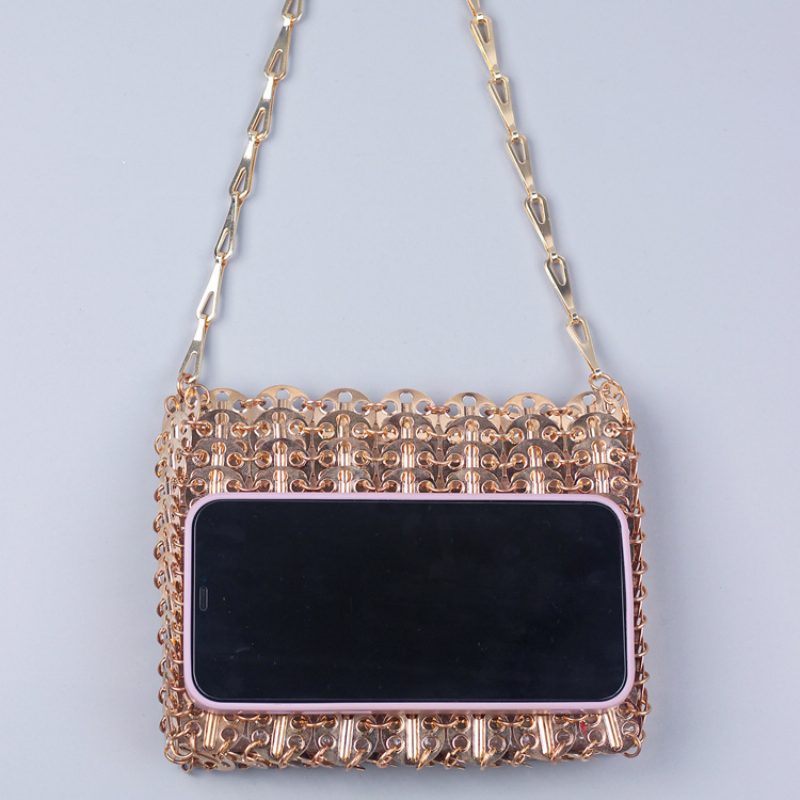 2024 Metall Paljett Stor Kapasitet Mobiltelefon Messenger Chain Bag Gjør Selv-håndlaget Veske Motetrend For Damer