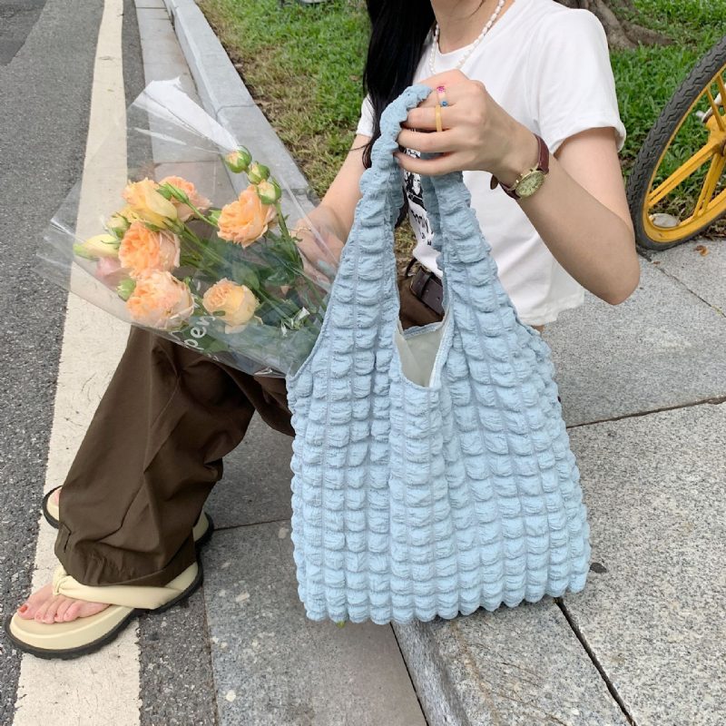 2522 Western Style Cloud Bubble Flower Skulderveske Ny Vest Bag Kvinnelig Student Håndveske Lerretsveske