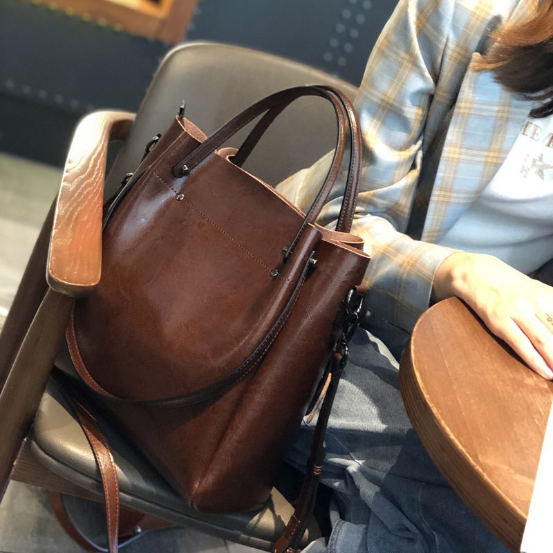 Kuskinn Stor Kvinnelig 2024 Ny Skulderveske Bærbar Messenger Bag Ekte Skinn Dameveske High-end Sense