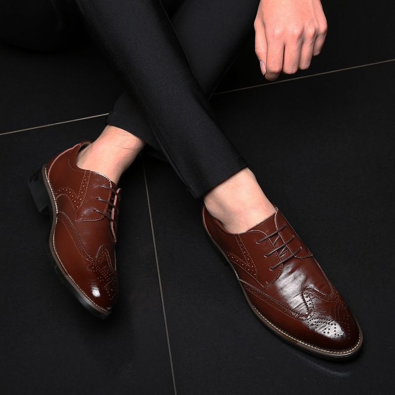 Brogue Sko Utskårne Menns Business Formell Kjole Sko Nye Pustende Trendy Plus Size Herresko