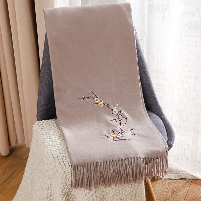 Nytt Ensfarget Brodert Kasjmirskjerf Mor Stil Broderi Plommeblomst Gave Skjerf Sjal Varmt