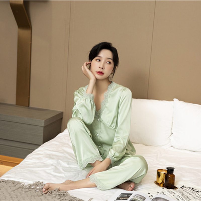 Damepysjamas Langermede Bukser Ensfarger Blondekanter Silke Loungewear-dresser