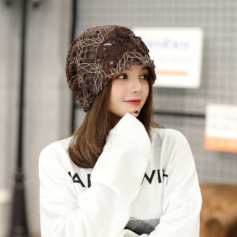 Ny Blonde Med Tre Blomster-hette Med Baotou-hette Sweet Temperament Pullover-hette Med Preget Kuppelhette